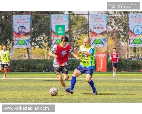 足球嘉嘉带你领略世界足球盛宴与精彩瞬间的完美结合 足球嘉嘉带你领略世界足球盛宴与精彩瞬间的完美结合